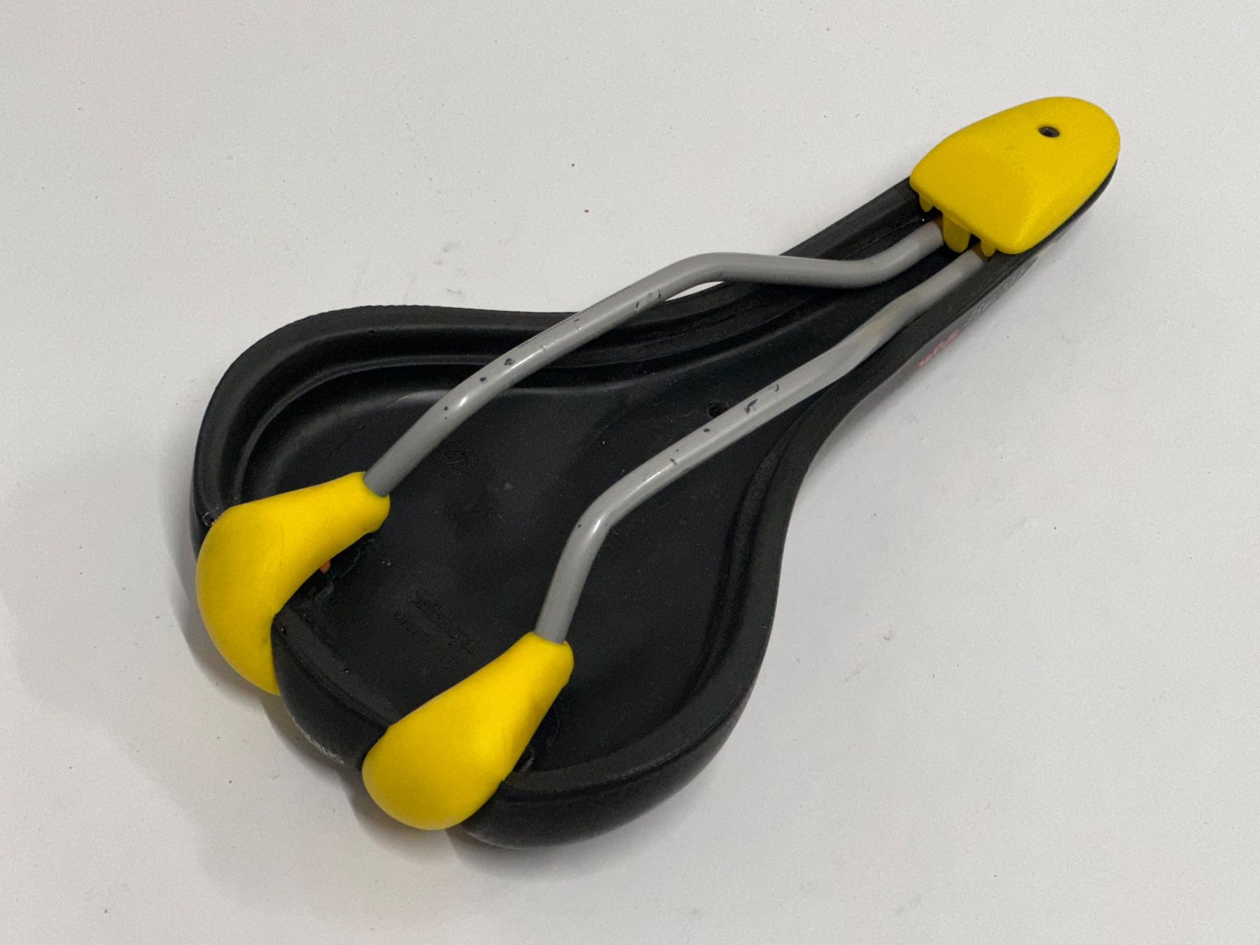 Pezzi di ricambio: Velo Sattel Selle Royal Eclipse Shark, schwarz / gelb – Usato da Bern venduto da troom105 5
