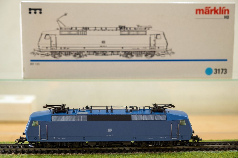 Locomotive électrique Märklin H0 3173 - Bleue, BR 120 104-5 (Occasion)