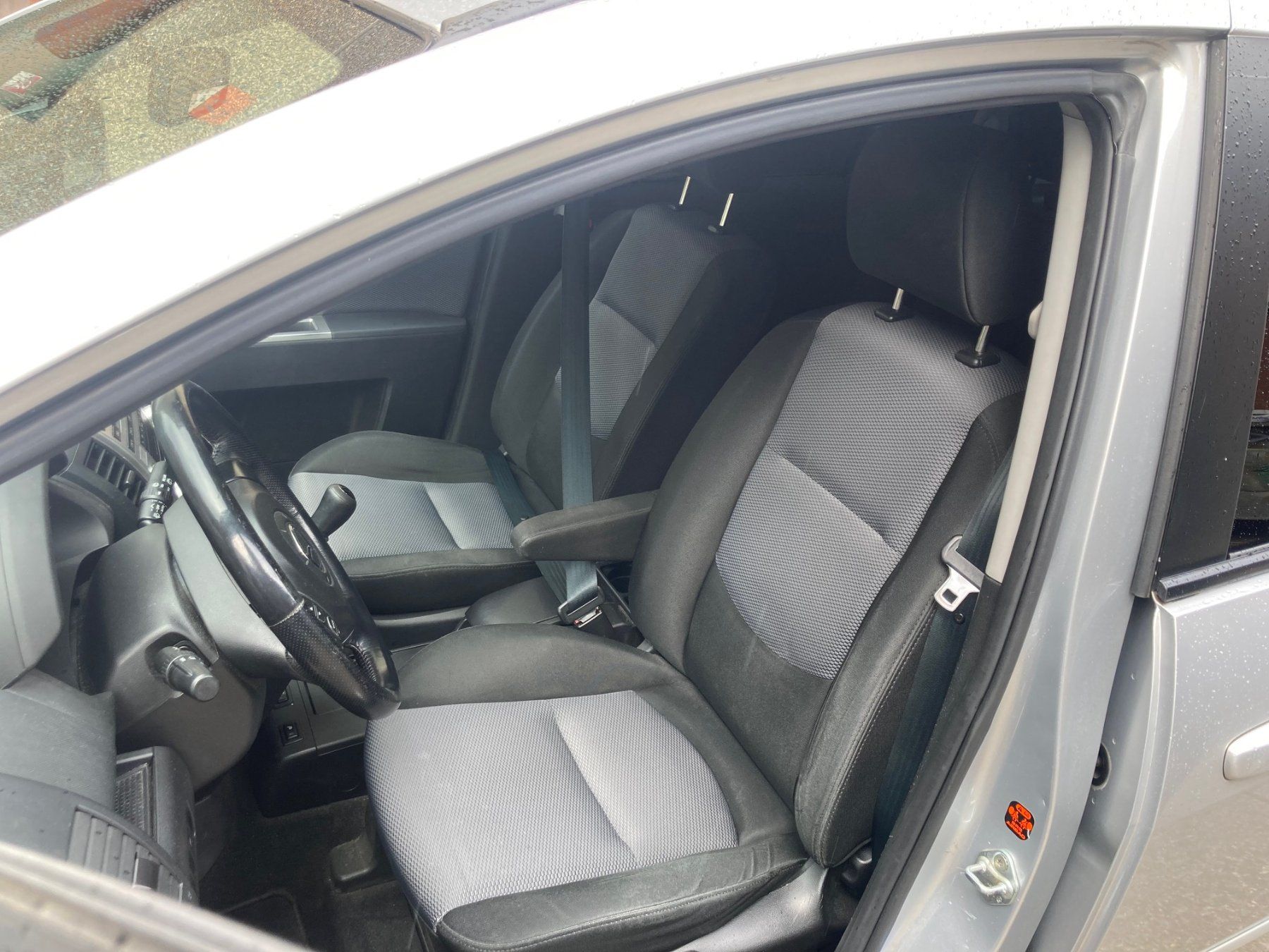 Mazda Automobili: Mazda 5 2.0 Benzin Minivan 7 Plätze – Usato da Studen BE venduto da kuk68 6