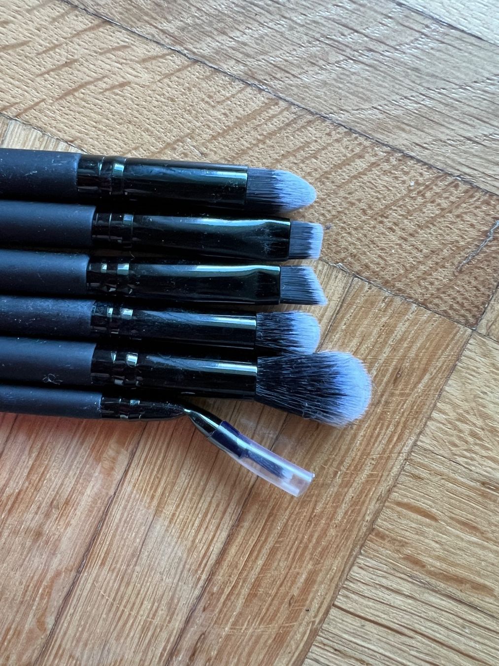 Make-up: Schminkpinsel Set – Usato da Horgen venduto da linuxrp 1