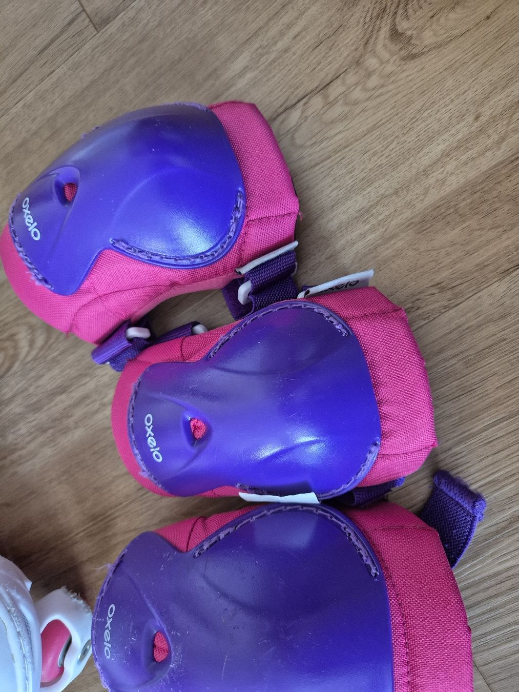 Oxelo Pattini in linea & Pattini a rotelle: Kinder Rollschuhe + Oxelo Schutzausrüstung – Usato da Thalheim AG venduto da vargatam1 3