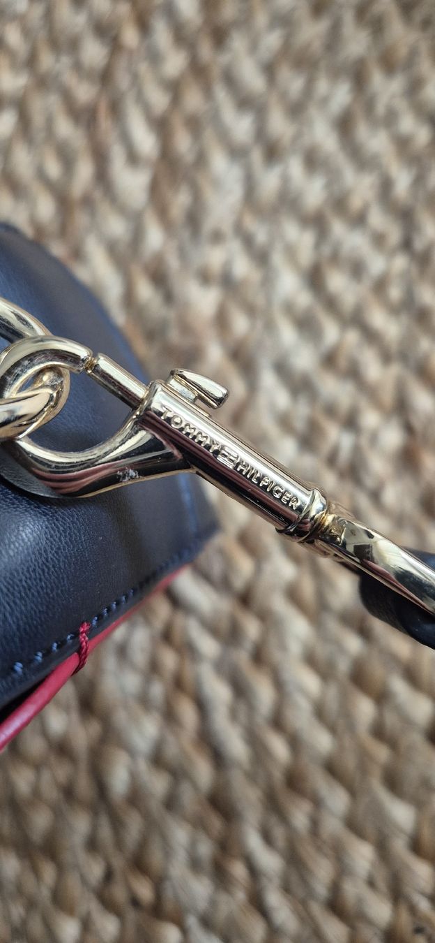 Tommy Hilfiger Borse da donna: Tommy Hilfiger Umhängetasche – Nuovo (secondo la descrizione) da Basel venduto da Lemonn 2