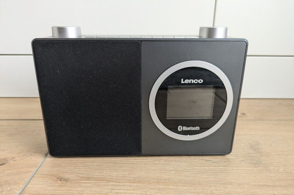 Lenco ODR-160BK Radio DAB+/FM Portable Bluetooth - Étanche IPX5, 35W RMS, Batterie 20H, Charge USB