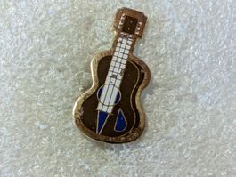 Ansteckpin 172: Gitarre