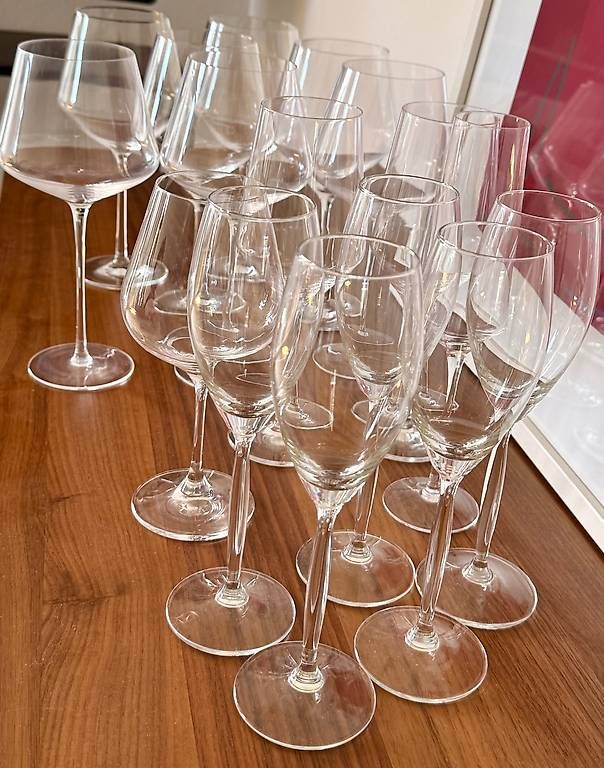 Verres: Weingläser-Set, 16-teilig – D'occasion à Kilchberg ZH par yoa_7ndh 4