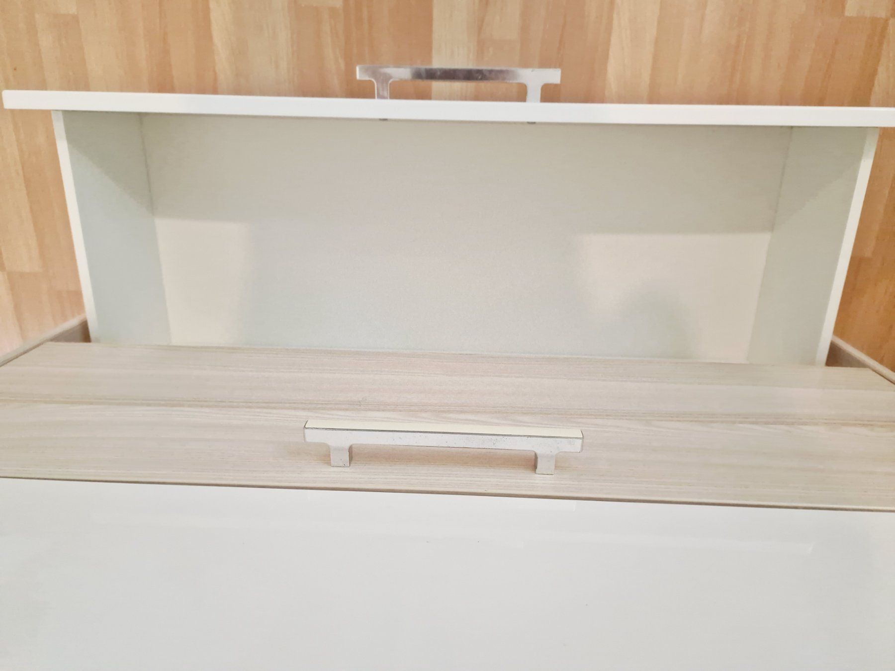 Commodes: Kommode mit drei Schubladen – D'occasion à Hallau par CHACLA 4