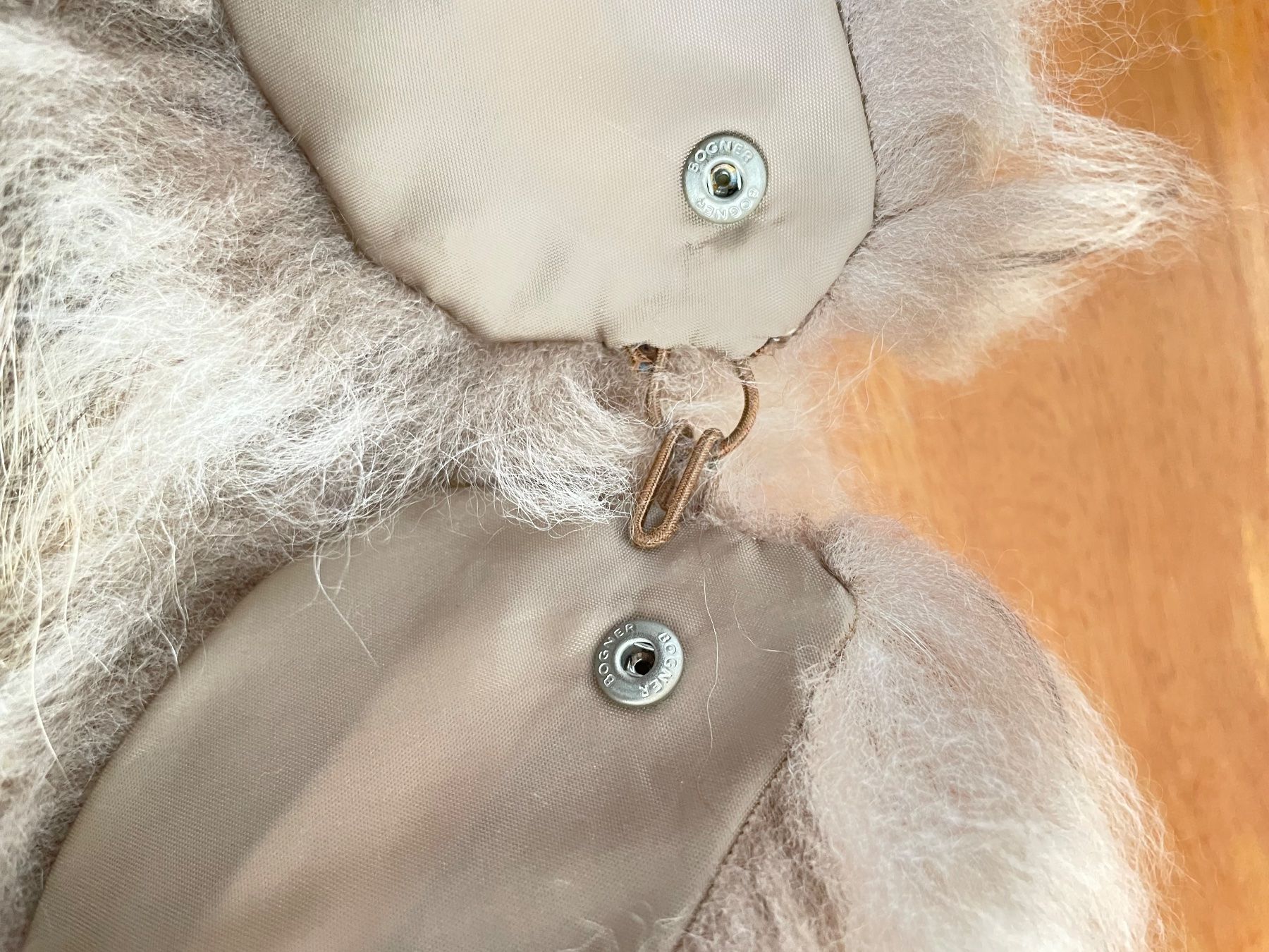 Bogner Foulards, Tücher & Schals: Bogner Pelzkragen – Gebraucht aus Ennetbürgen von scriccolo 3