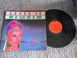 LEVEL 42      OUT OF SIGHT  OUT OF MIND     12 MAXI SINGLE