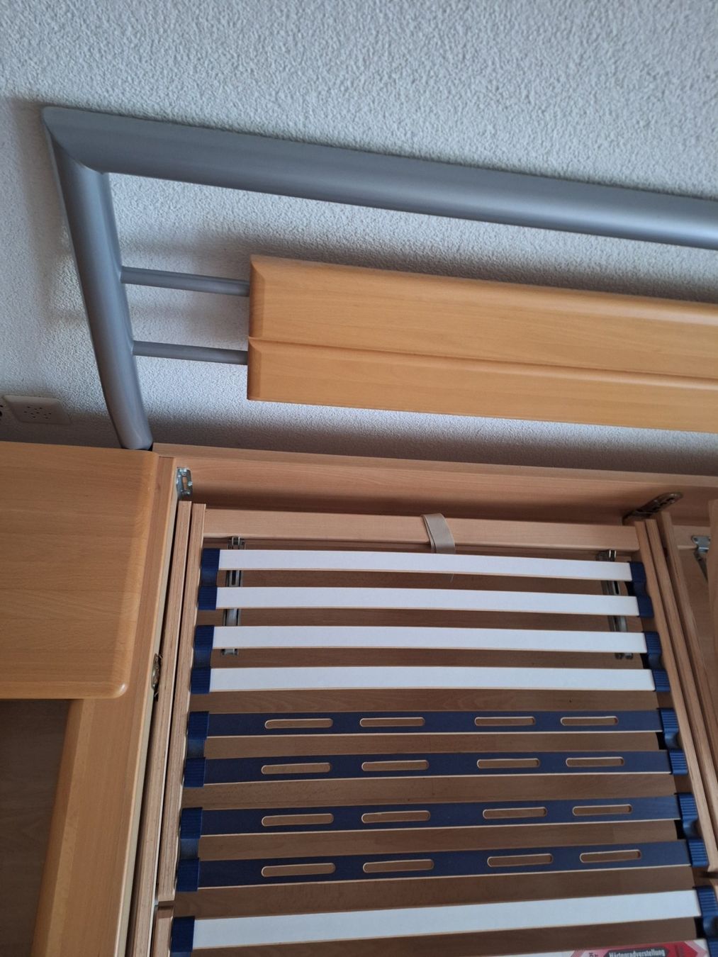 Betten: Doppelbett mit 2 inkludierten Nachttischen – Gebraucht aus Altstätten SG von denise_b 3