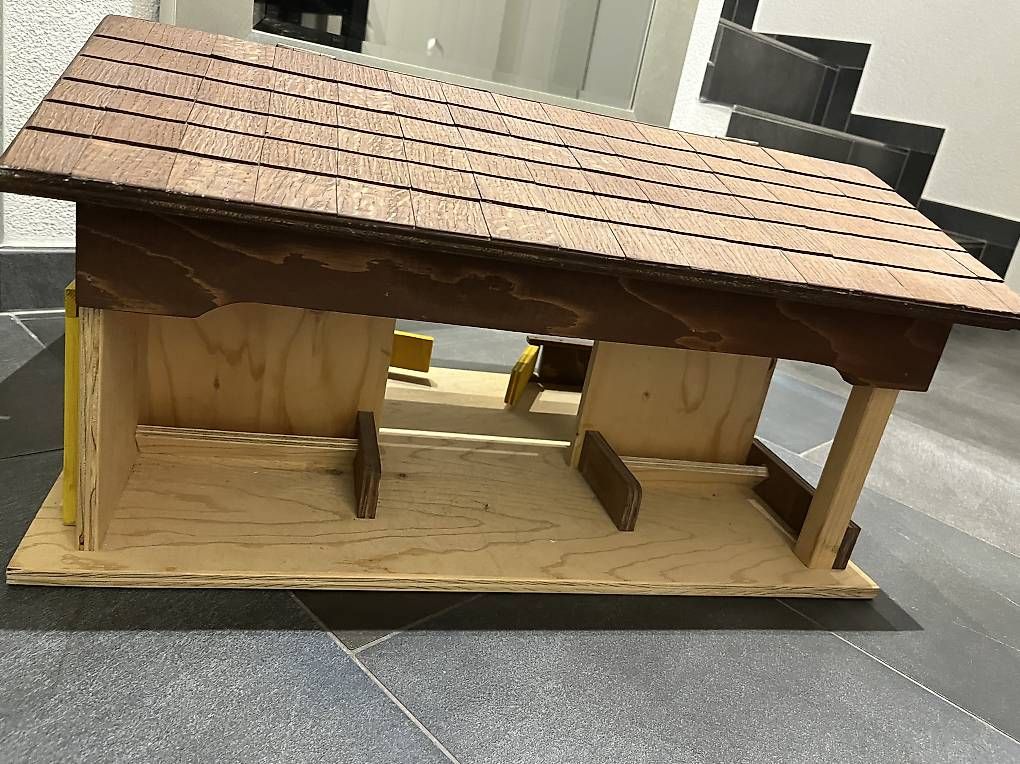 Spielhäuser: Bauernhof aus Holz handgefertigt  – Gebraucht aus Pfäffikon SZ von hejaeggi 2