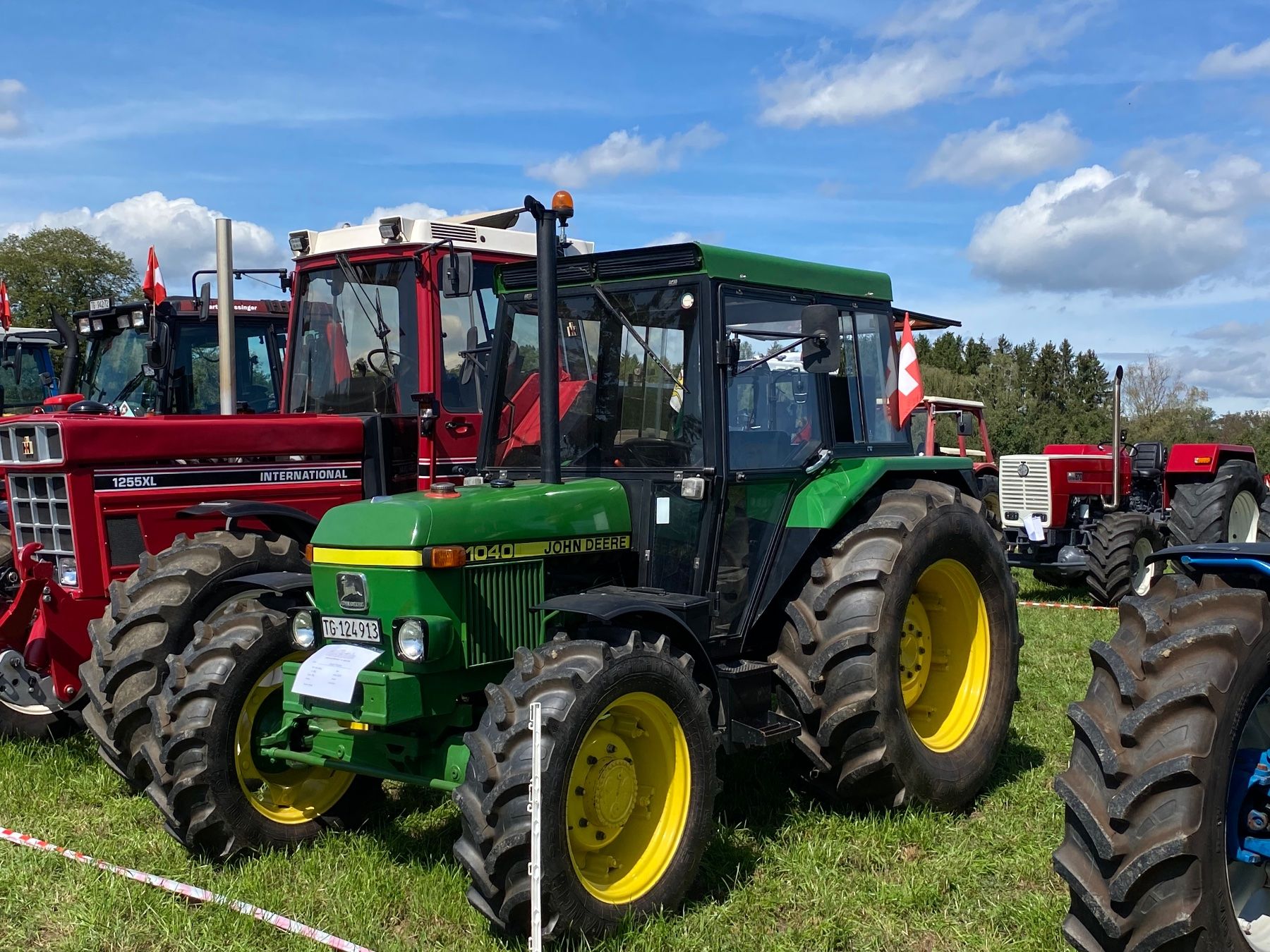 Traktoren: John Deere 1040 Allrad – Gebraucht aus Berg TG von chr_2tsk 8