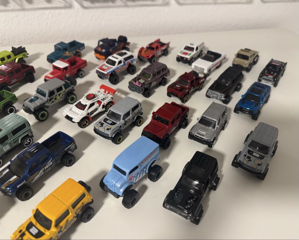 Hot Wheels Modellautos: Hotwheels 35 Modellautos – Neu (gemäss Beschreibung) aus Liebefeld von Tatts81 1
