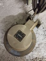 Bodenreinigungsmaschine TASKI 35 S mit Zubehörmaterial