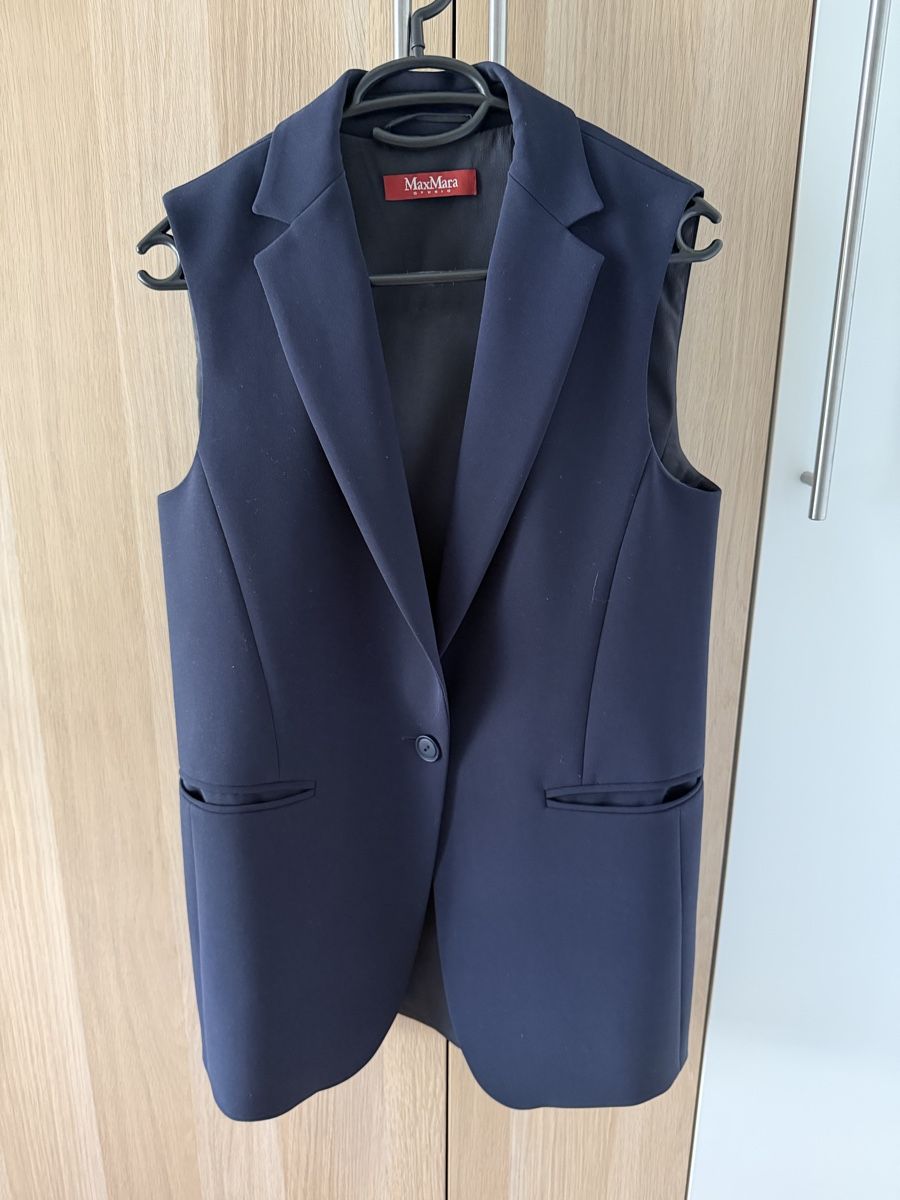Max Mara Gilets: Max Mara Studio vest 42it  – D'occasion à Nyon par dasha107