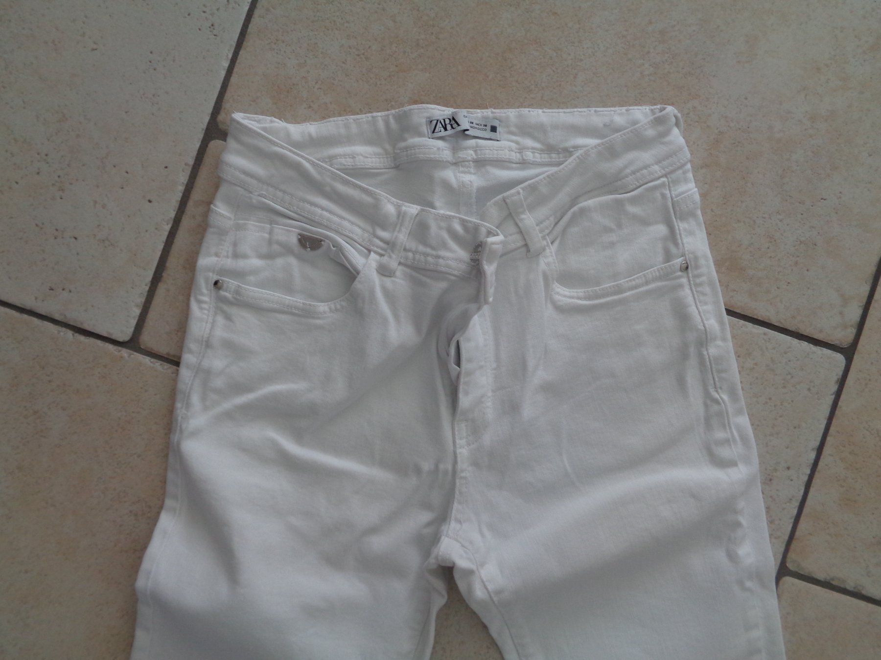 Zara Jeans: Jeans  Zara  Grösse  40 angeschrieben Eher 36/38 – Gebraucht aus Kreuzlingen von Robi-2003 1