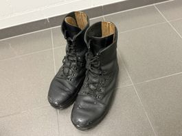 Kampfstiefel 90 — Stabile Lederstiefel Grösse 43