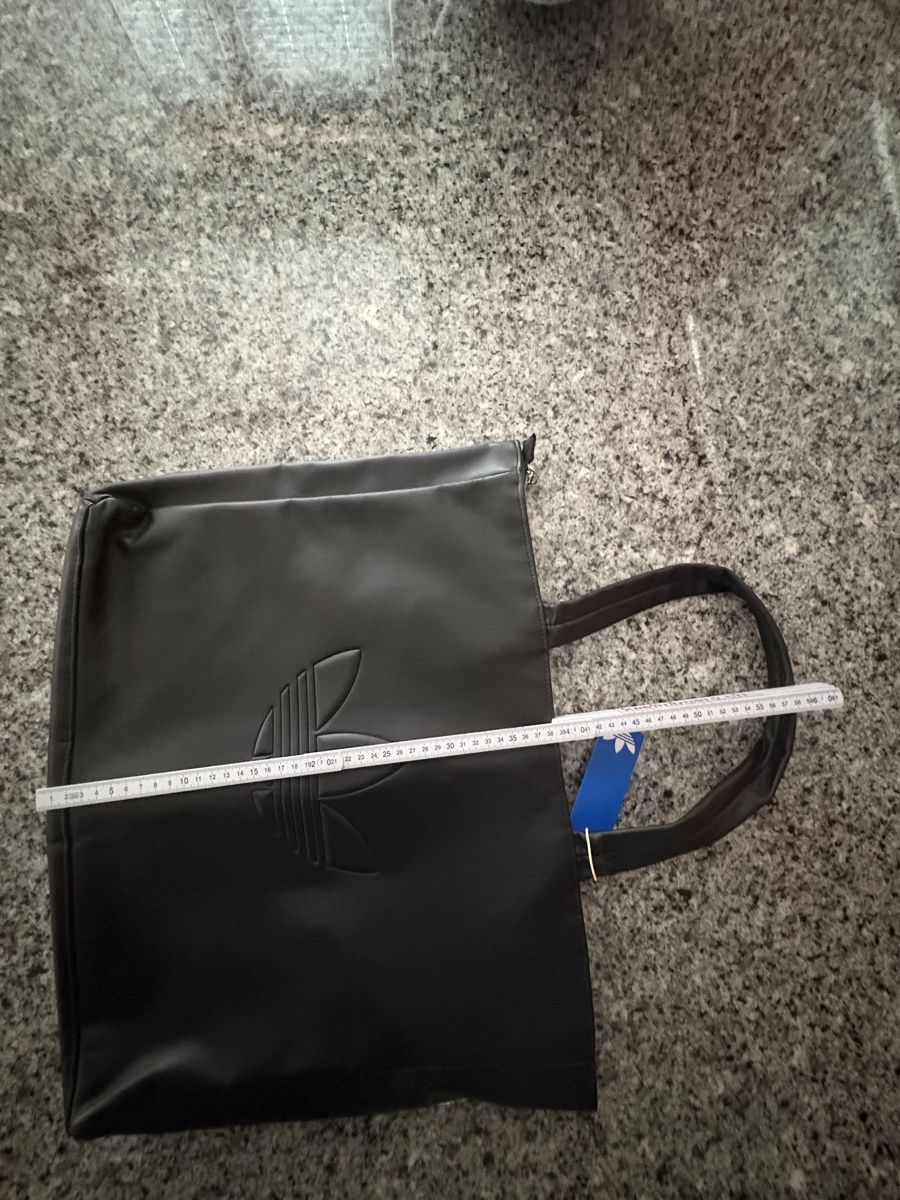 Adidas Borse: Adidas trefoil Tasche < neu – Nuovo e nell'imballaggio originale da Wil SG venduto da Esbru 3