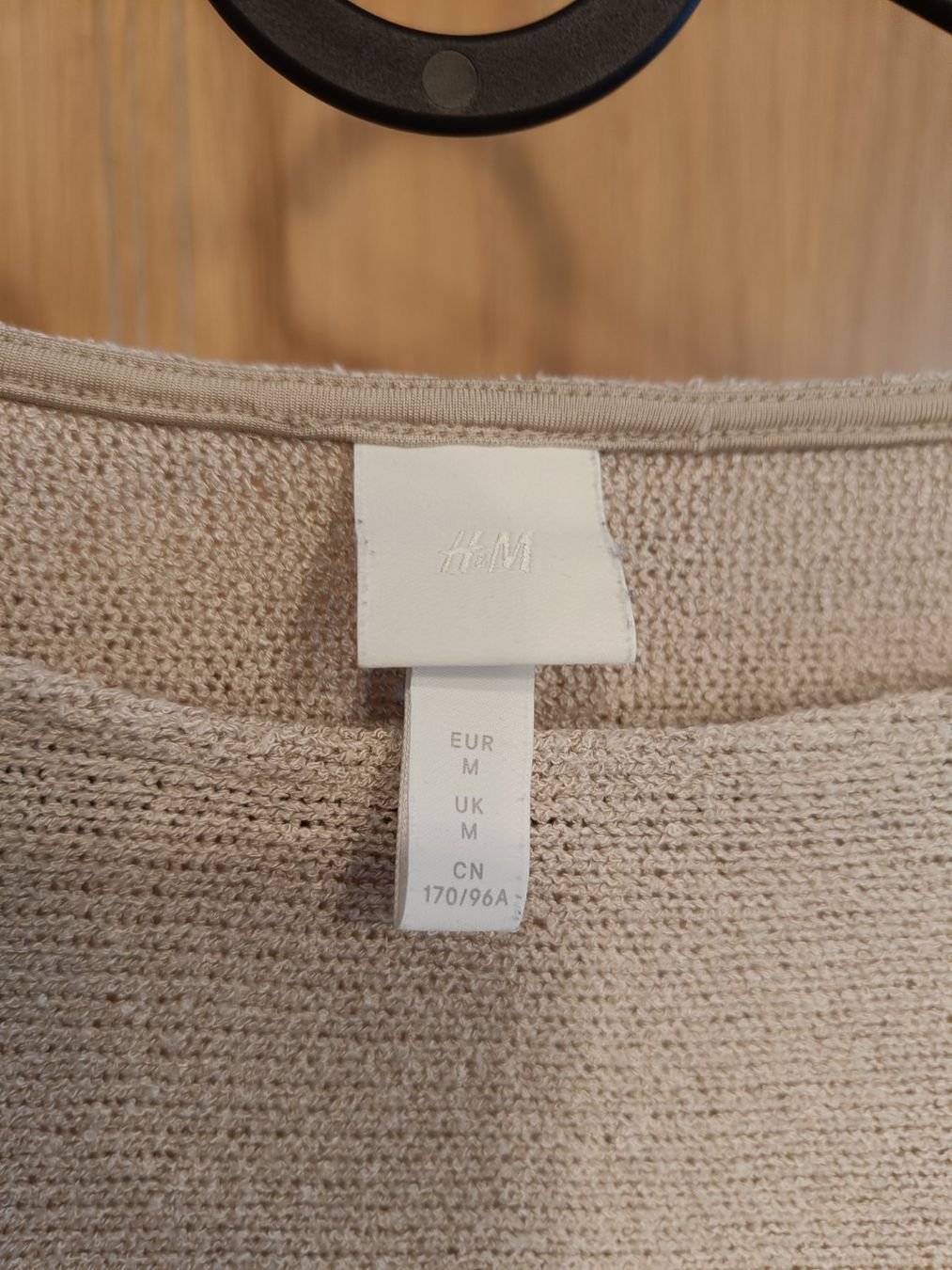 H&M Pulls & Sweat-shirts: H&M Feinstrick Pullover beige M – D'occasion à Zürich par Atelier.Second 1