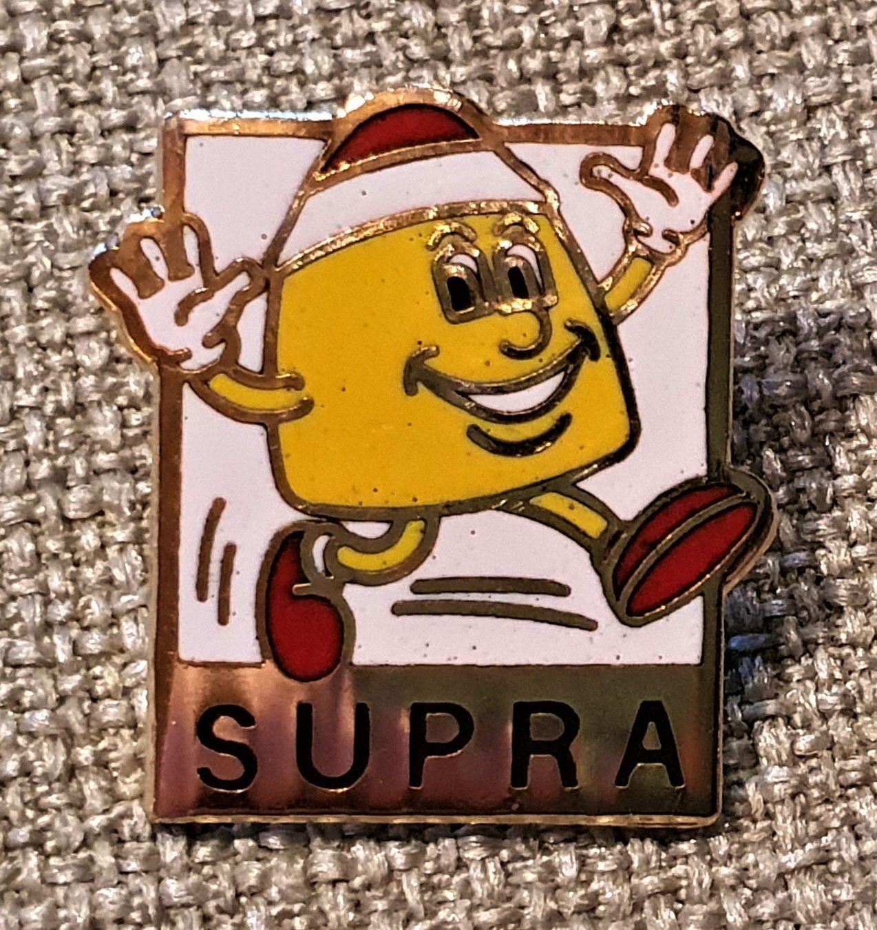 Placchette & Badge: L876 - Pin Auto Toyota SUPRA – Usato da Reinach BL venduto da Boston-Verkauf