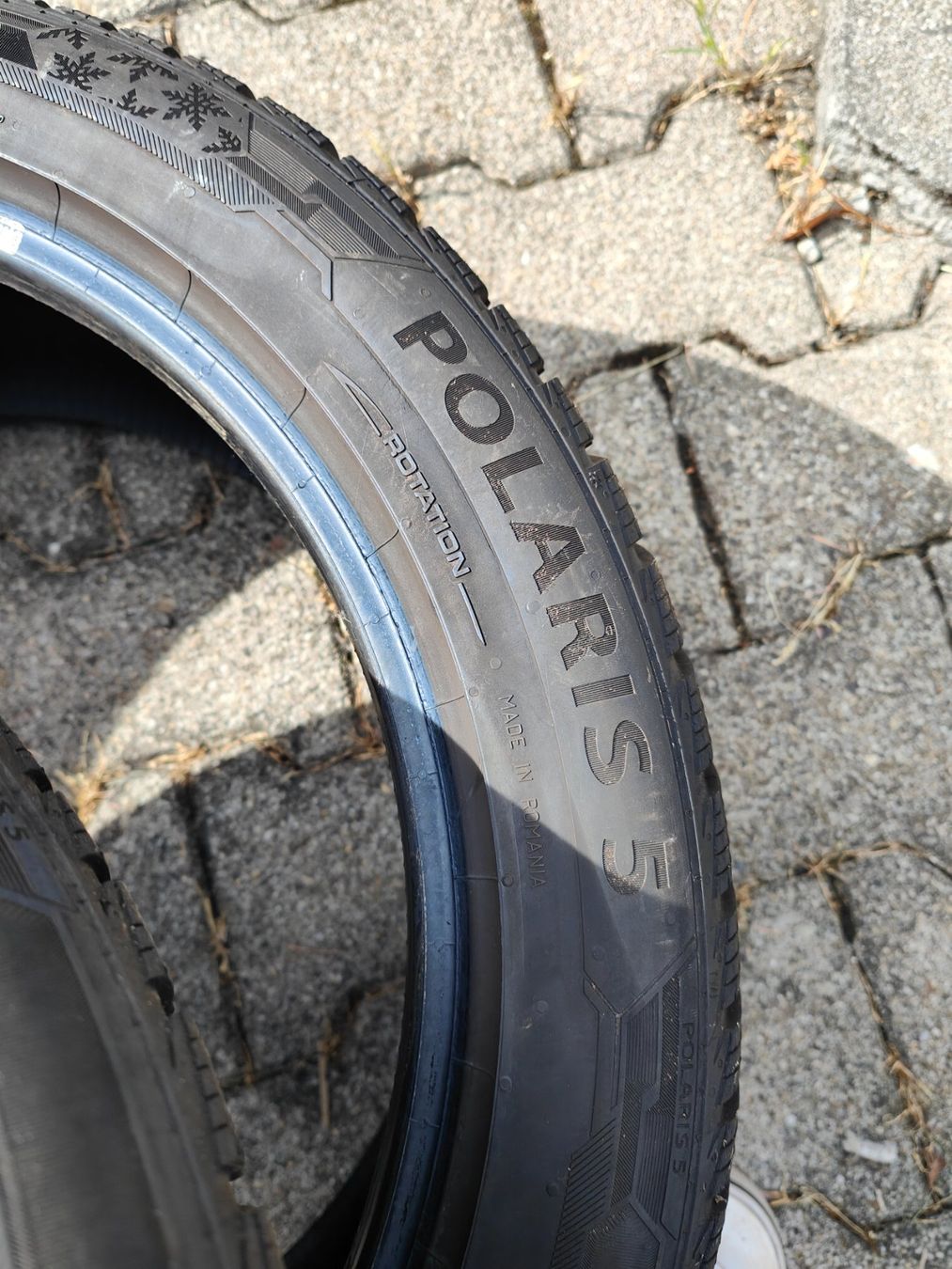 Pneumatici & Ruote complete: Winterreifen 235/45 R18 – Usato da Oberengstringen venduto da Reifen-Lagerverkauf 2
