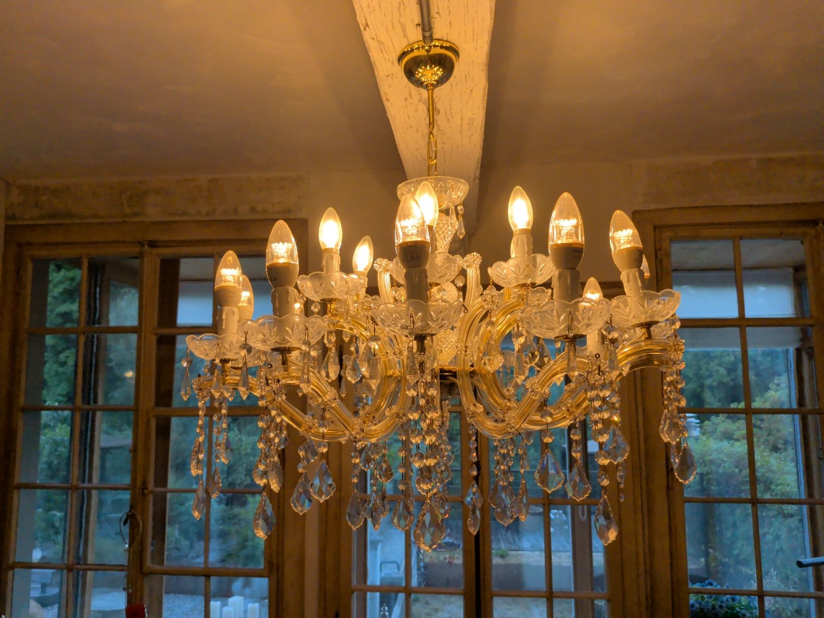 Lampadari & plafoniere: Kronleuchter mit 18 LED Lampen  – Usato da Dietfurt venduto da Subforce1853