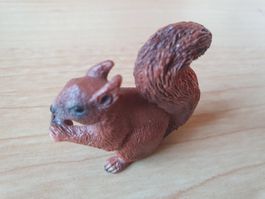 Adventskalender befüllen: Schleich Tier Eichhörnchen
