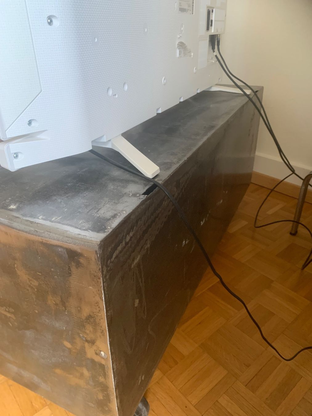 Banconi: Meuble métallique ancien – Usato da Neuchâtel venduto da Aquila99 1