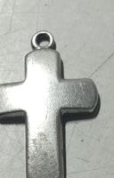 Silberner Kreuz Anhänger - Zeitloses Symbol für Glaube