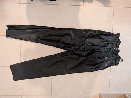 pantalon cuir C&A t.34