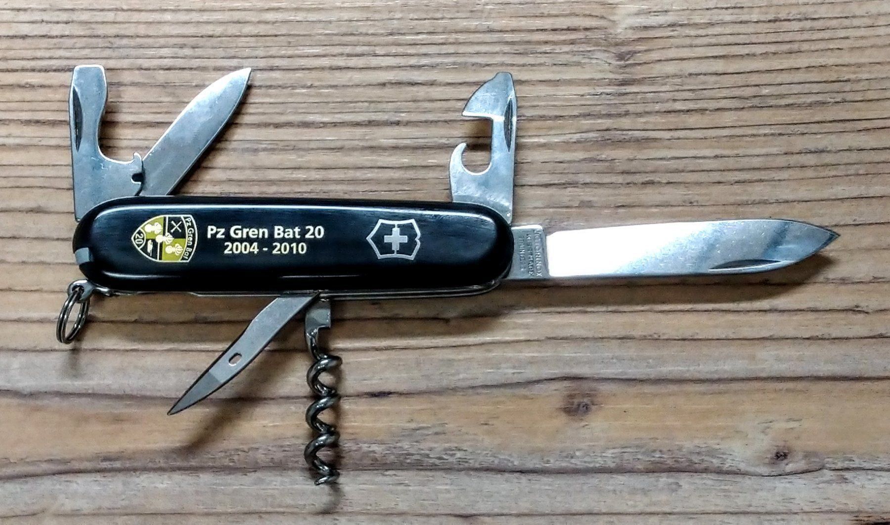 Victorinox Taschenmesser: Victorinox Black Special Edition – Neu und originalverpackt aus Geuensee von M1812 2