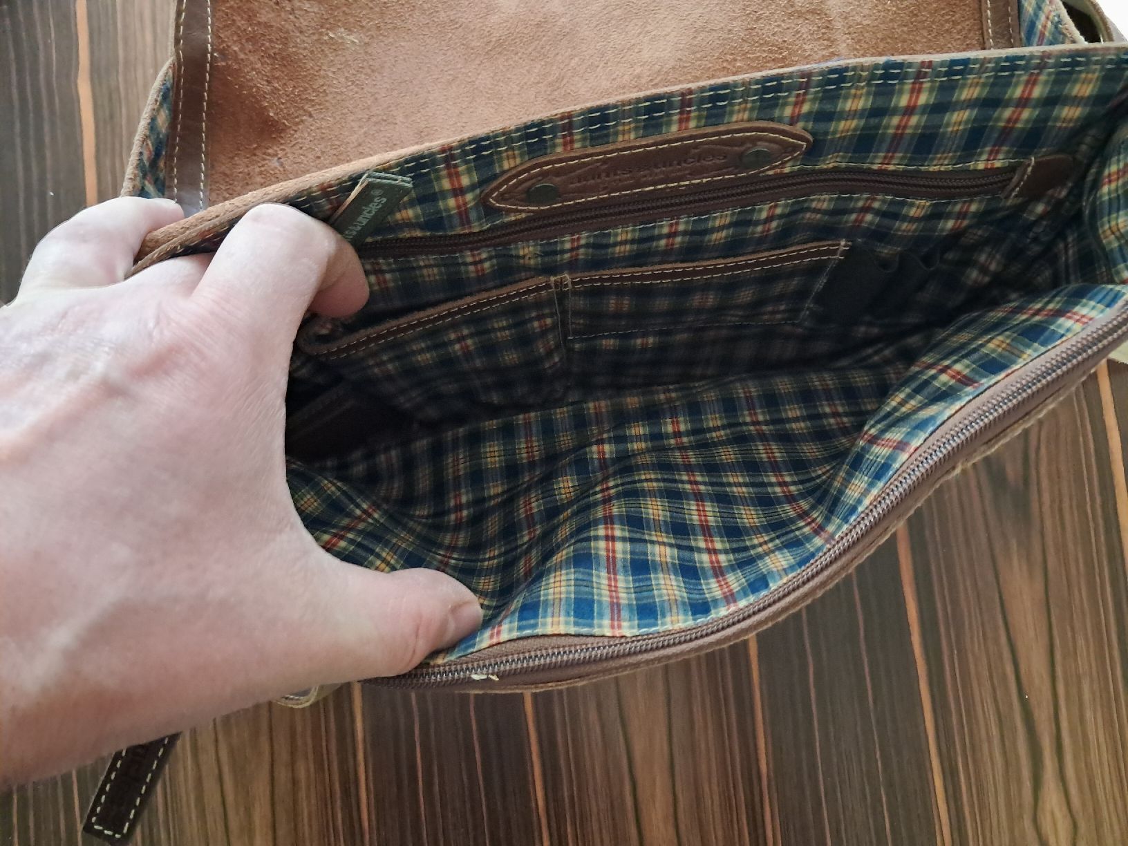 Aunts & Uncles Valigie & Borse: Aunts & Uncles "Judd" Ledertasche Gr.M Messenger Bag - Top! – Usato da Glarus venduto da mikatante 2