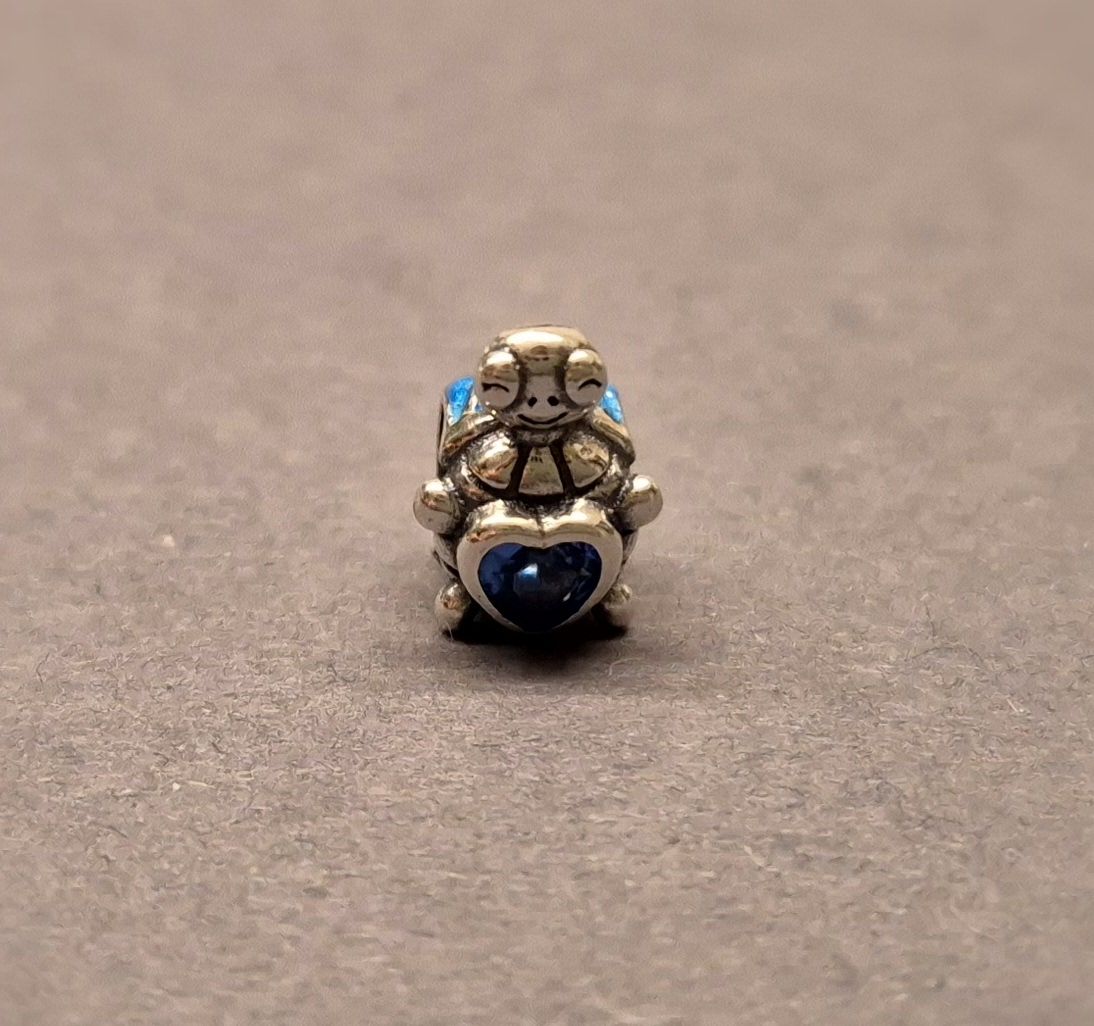 Anhänger: Silber Charm Schildkröte blau +Garantie – Neu (gemäss Beschreibung) aus Rotkreuz von Carbone_Bijou-Shop
