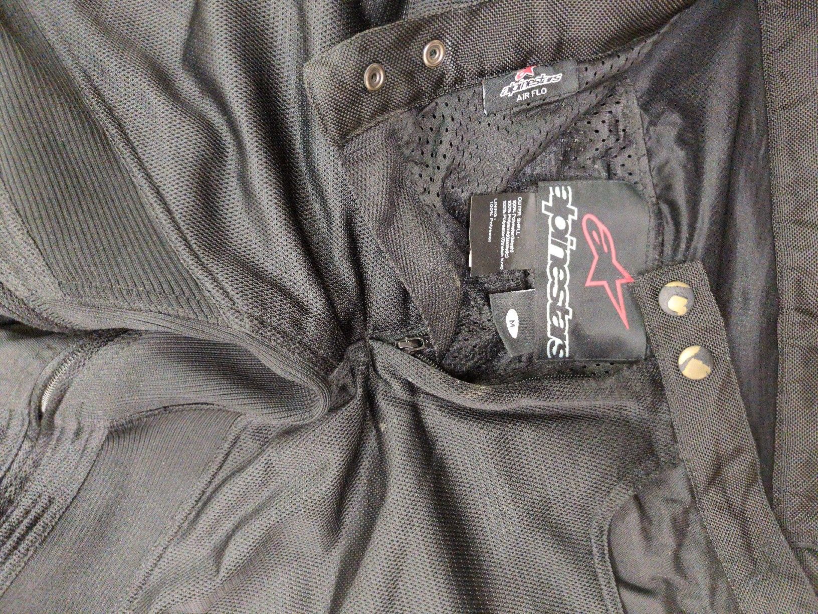 Lotti di vestiti: Motorradkleidung Lederjacke – Usato da Wettingen venduto da Jones360 2
