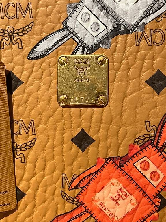Mcm Taschen für Damen: MCM Toni Shopper Neu – Neu und originalverpackt aus Oberglatt ZH von kateslivingroom 1
