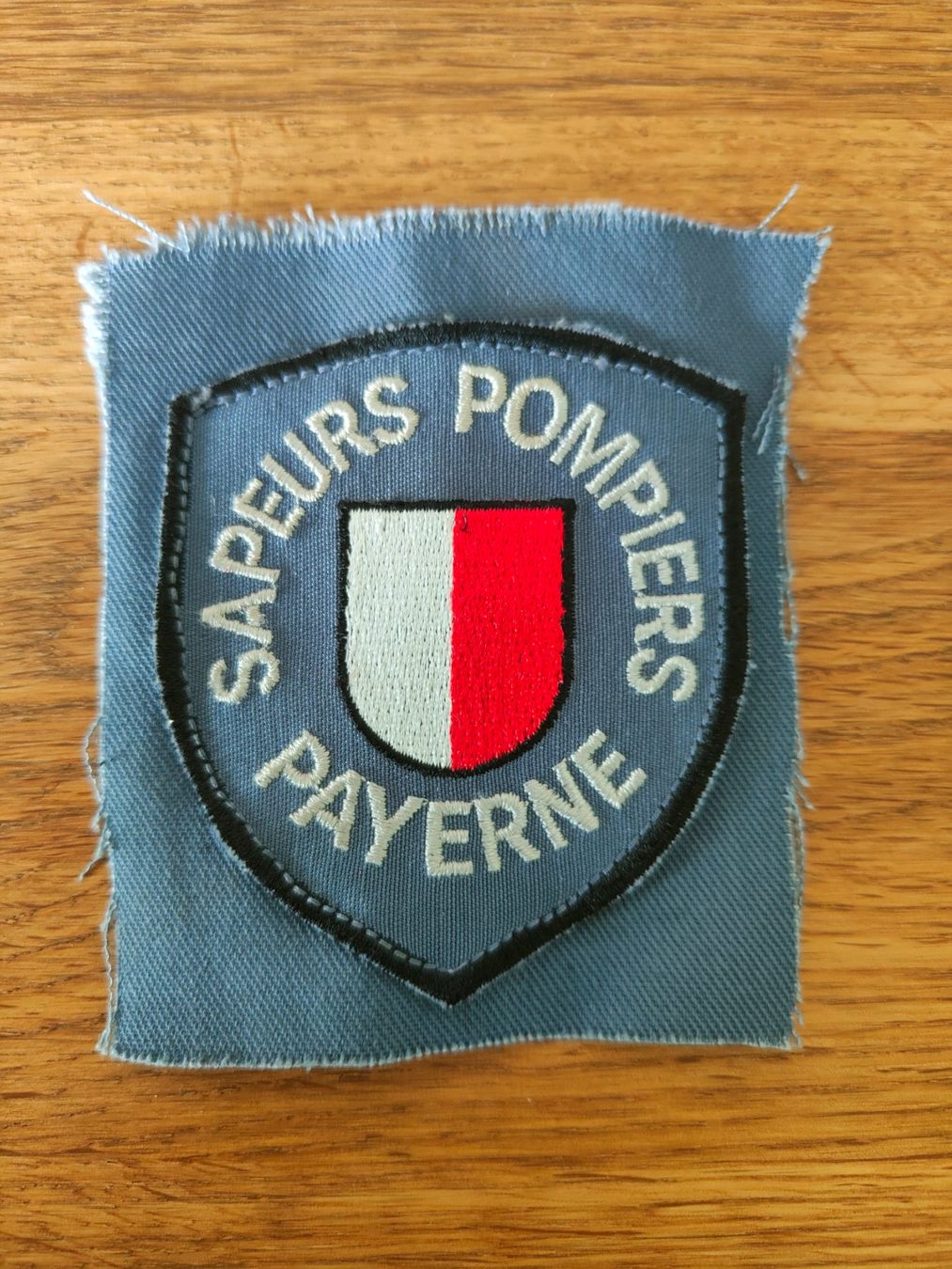 Toppe: Pompier Suisse – Usato da Payerne venduto da jacmar