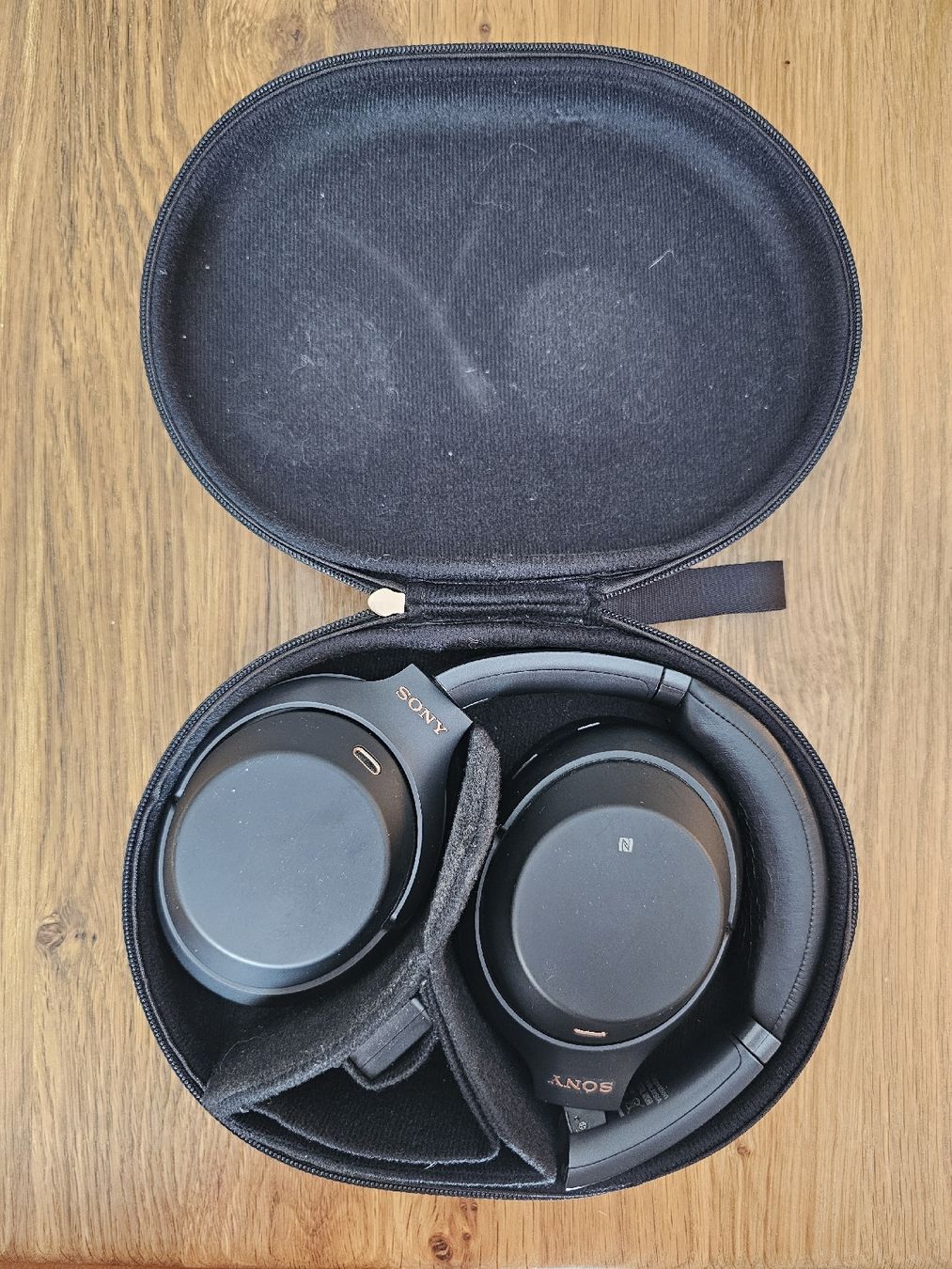 Sony Casques audio: Casque Sony WH-1000XM3 avec étui usagé – D'occasion à Echallens par johnchris 2