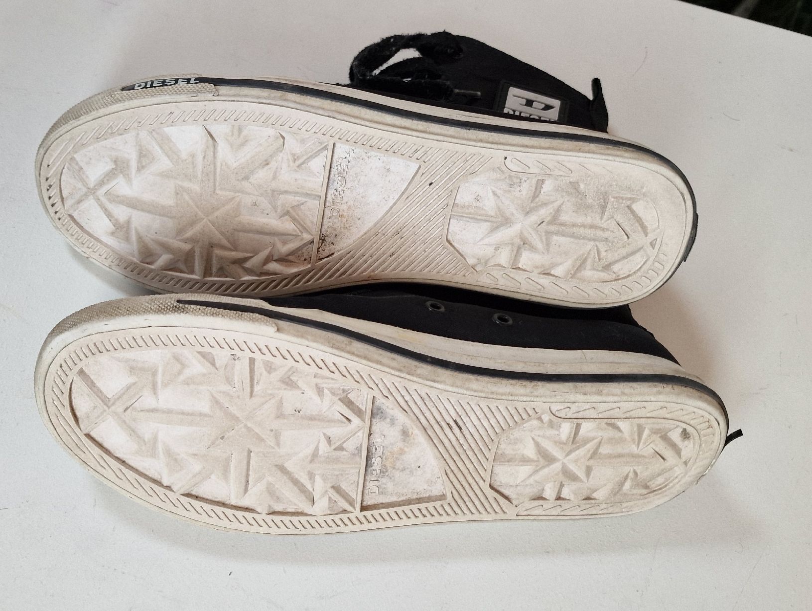 Diesel Herrenschuhe: Diesel Sneaker 41 – Gebraucht aus Chur von car_5clc 2