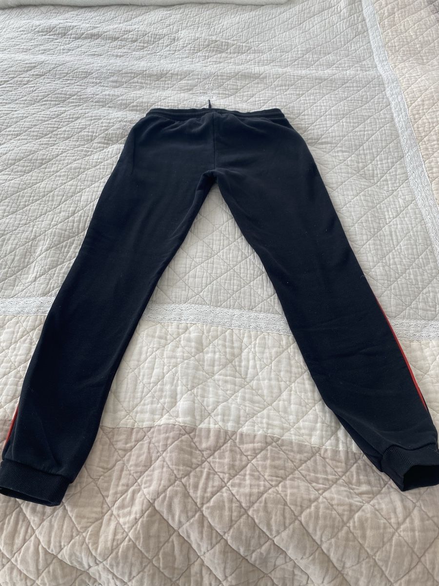 H&M Pantalons: Kinder Jogger – Neuf (Voir description) à Rorschach par lvi_p29s 2