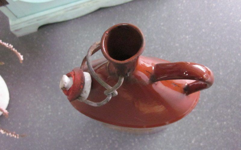 Bicchieri, Caraffe & Bottiglie: Alte Email-Flasche 2 Liter, braun, Schwerter Emaille – Usato da Bischofszell venduto da raika 5