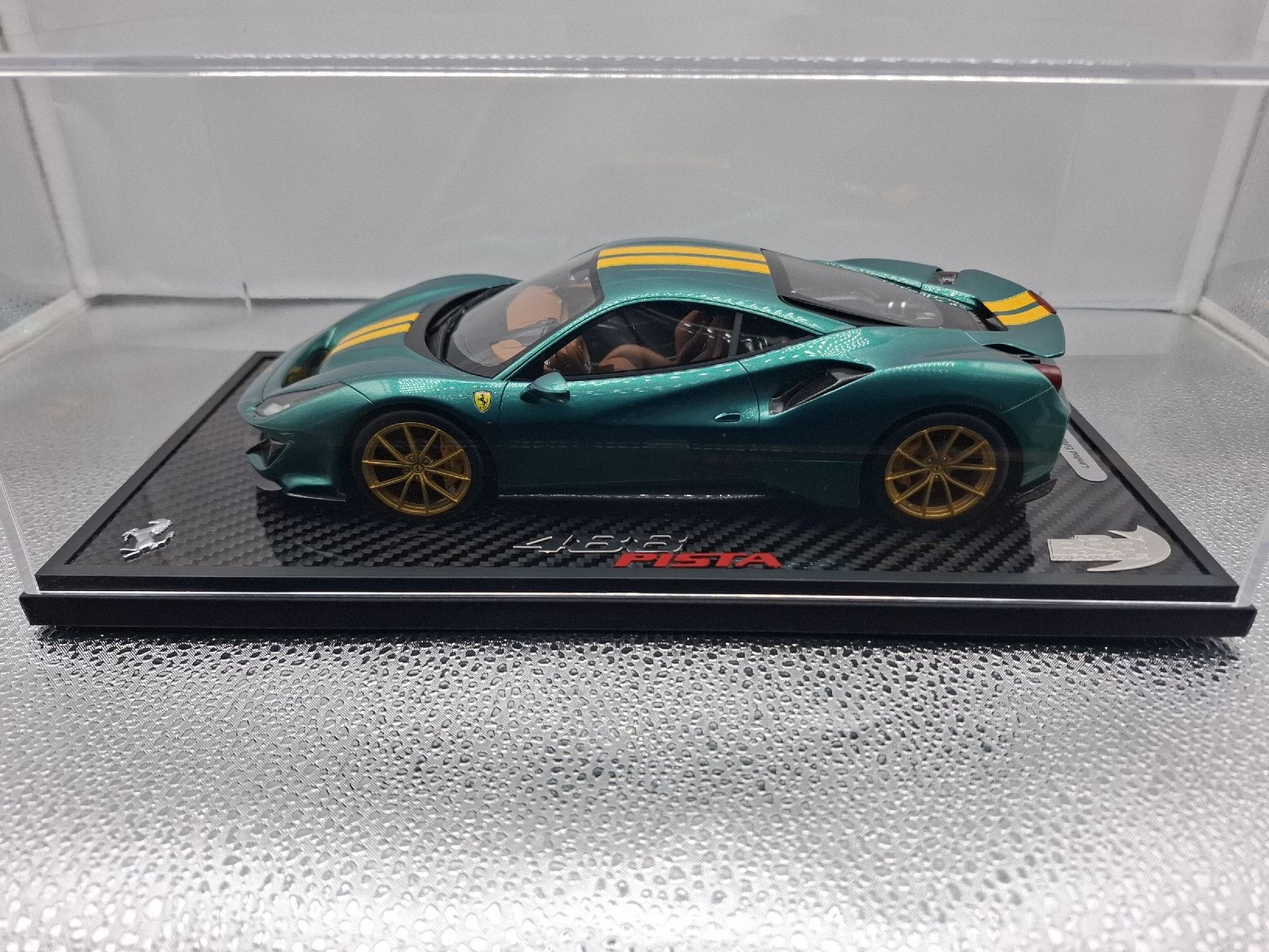 BBR Models Modellini d'auto: BBR Ferrari Pista 1:18 – Nuovo e nell'imballaggio originale da Gipf-Oberfrick venduto da Edii45