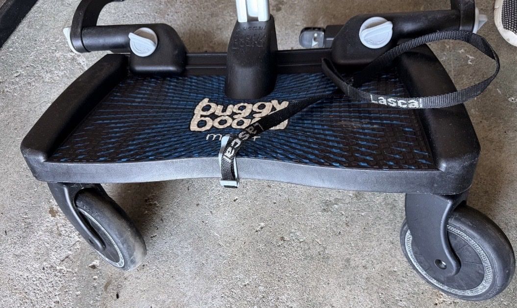 Lascal Accessori per carrozzine: Lascal BuggyBoard Maxi+ mit Sattel schwarz – Usato da Dübendorf venduto da DR9011 1