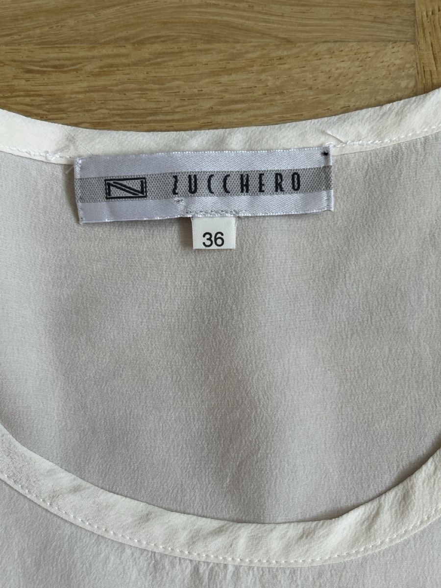 Tops: ZUCCHERO Seidentop Gr. 36 Cremeweiss – D'occasion à Zürich par Kleanthy 2