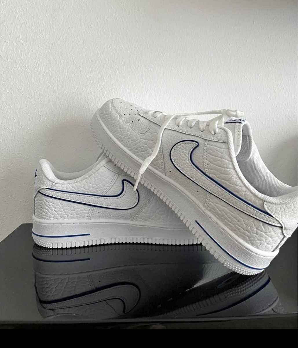 Nike Scarpe da donna: Nike Air Force Neu Große 40. – Usato da Uttwil venduto da and_jv28 1
