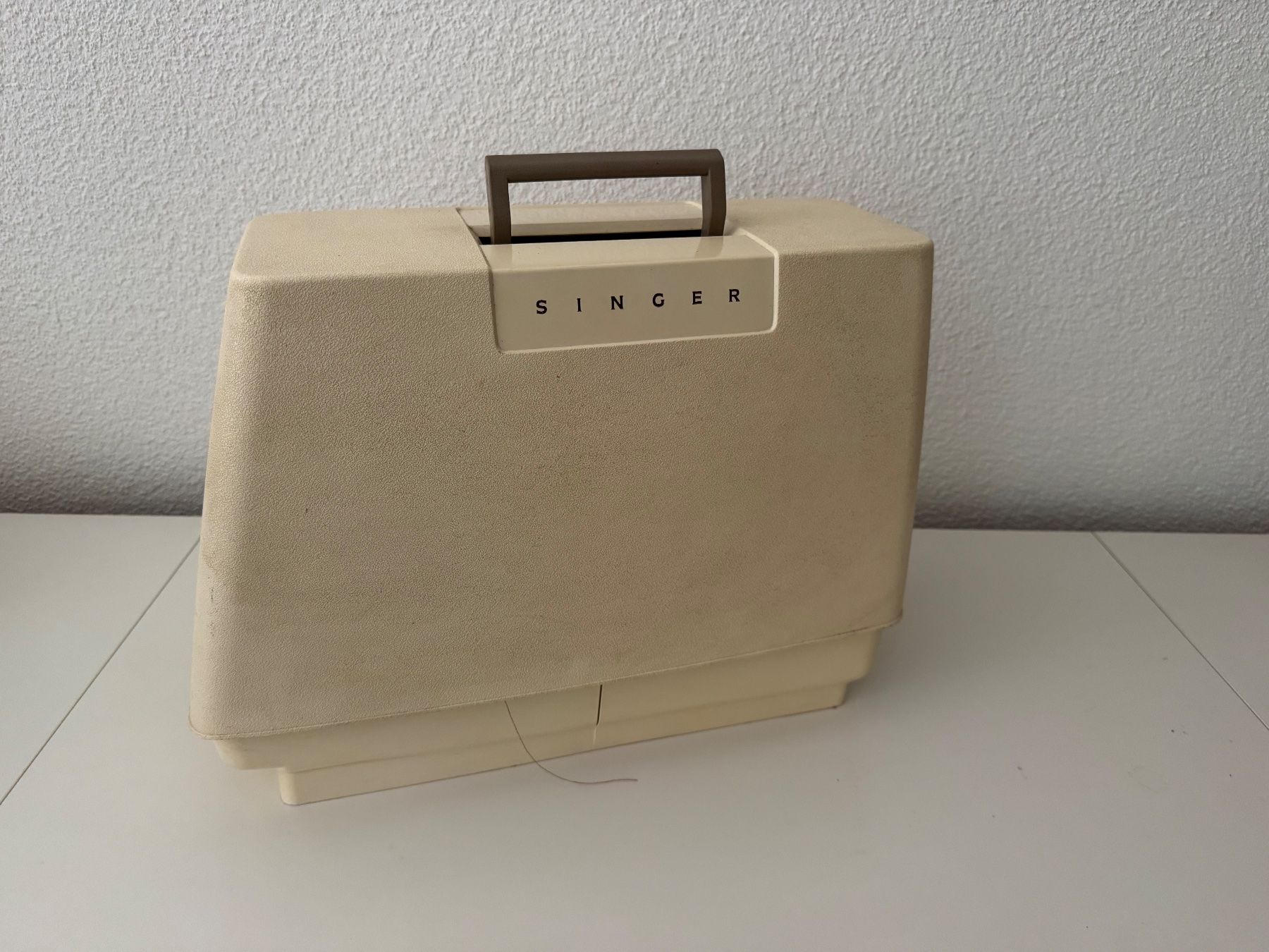 Singer Macchine da cucire: Singer Nähmaschine – Usato da Zürich venduto da Zuerich9 3