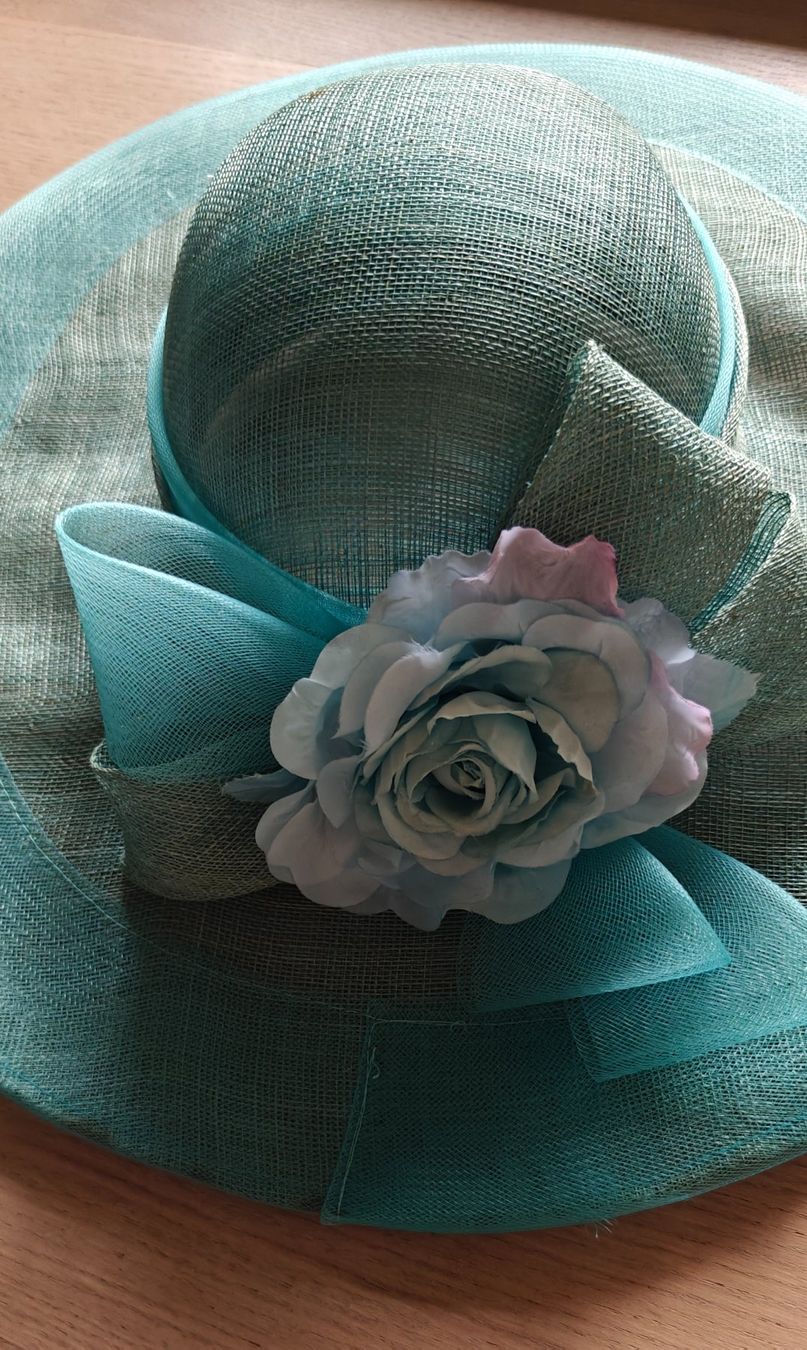 Chapeaux, bonnets & casquettes: Schöne Hut, Diameter 43 cm – D'occasion à Zürich par ElizavetaT 1