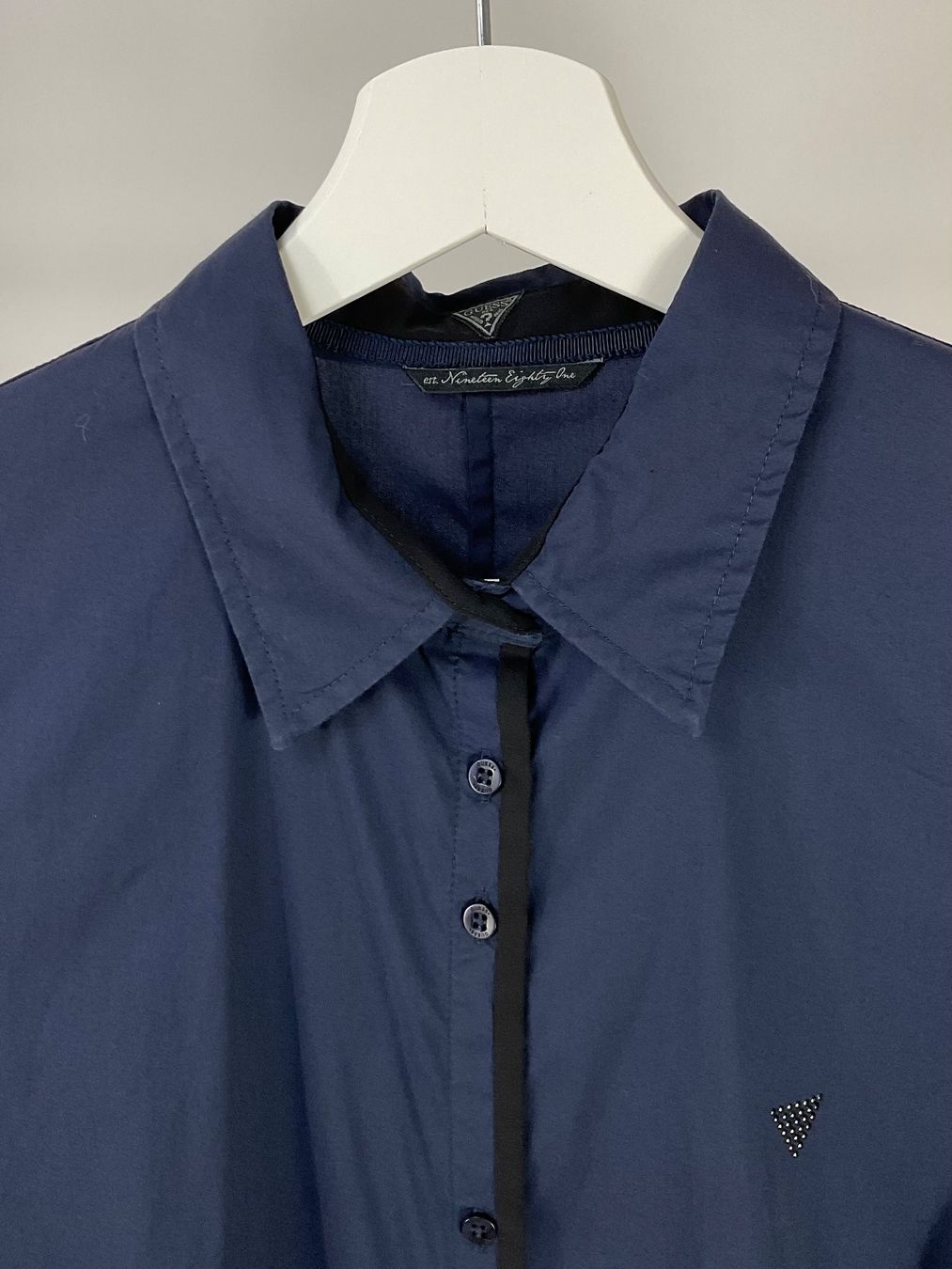 Guess Camicette: Bluse - Hemdbluse - Guess – Nuovo (secondo la descrizione) da Romanshorn venduto da MAFLOMAS 2