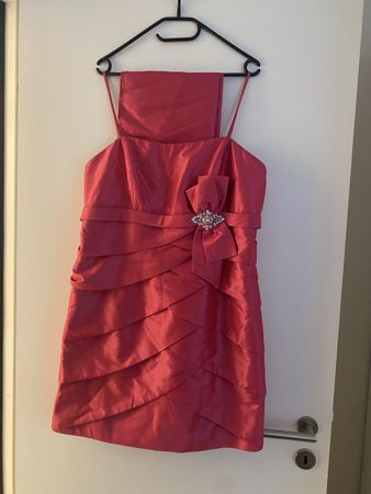 Pinkes Cocktailkleid mit Strass, Grösse 42/44Top Zustand!