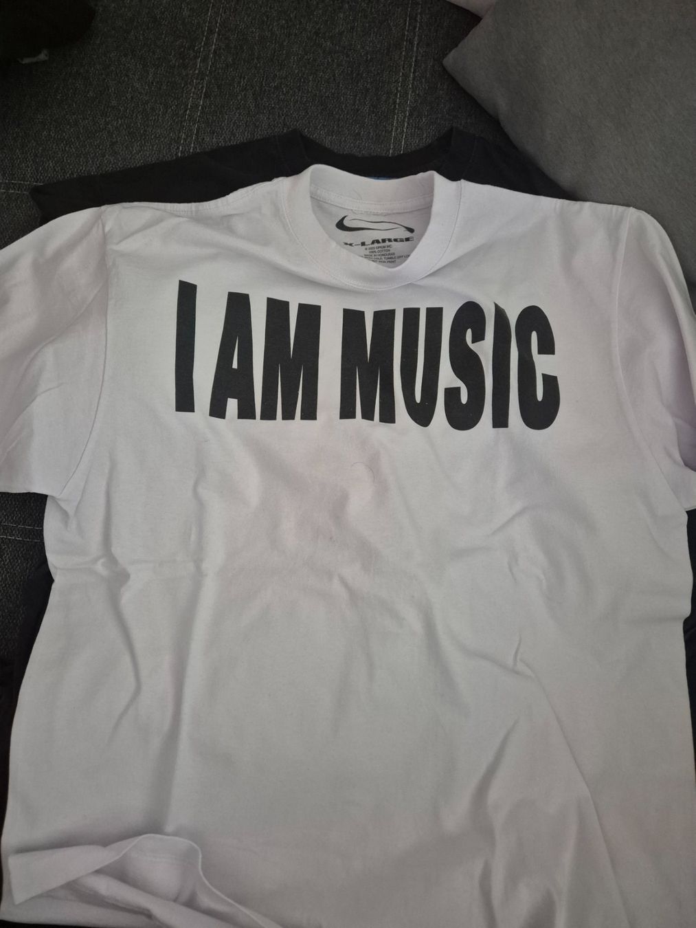 Lotti di vestiti: T-Shirts für Herren – Usato da Herisau venduto da Ena1 2