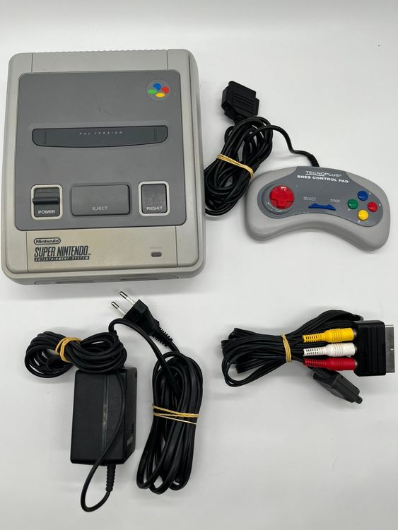 SNES + 1 Controller Super Nintendo Retro (Gebraucht) in St. Gallen für ...