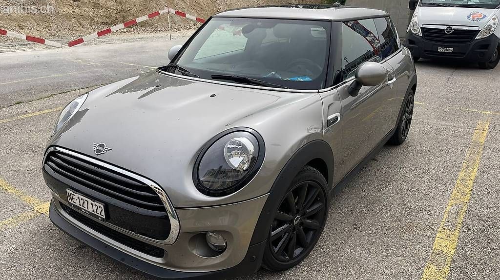 Mini Automobili: Mini Cooper Blackyard – Usato da Renens VD venduto da marclausanne